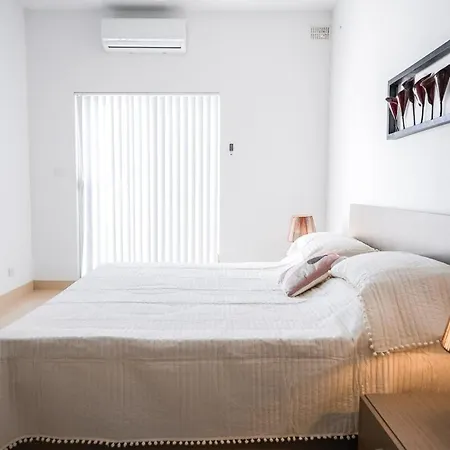 Apartment Seaview Flat In Mellieha's Heart Is-Sellum