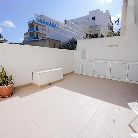 Seaview Flat In Mellieha's Heart *