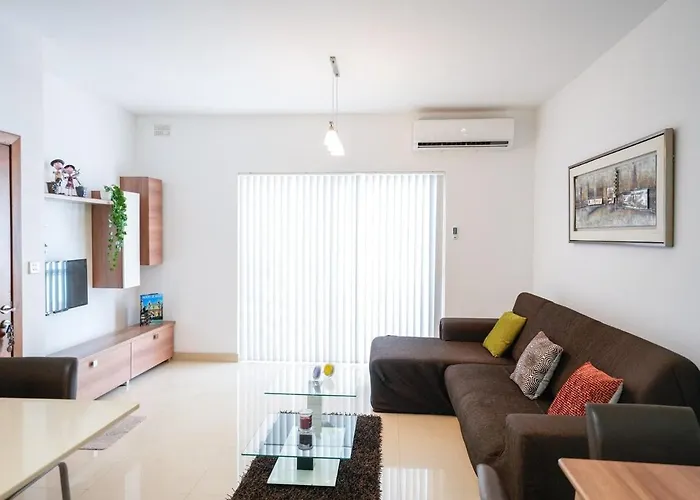 Seaview Flat In Mellieha's Heart *