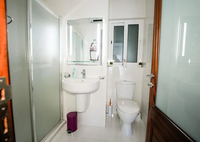 Seaview Flat In Mellieha's Heart 아파트 *