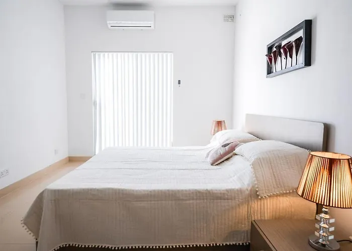 아파트 Seaview Flat In Mellieha's Heart Is-Sellum